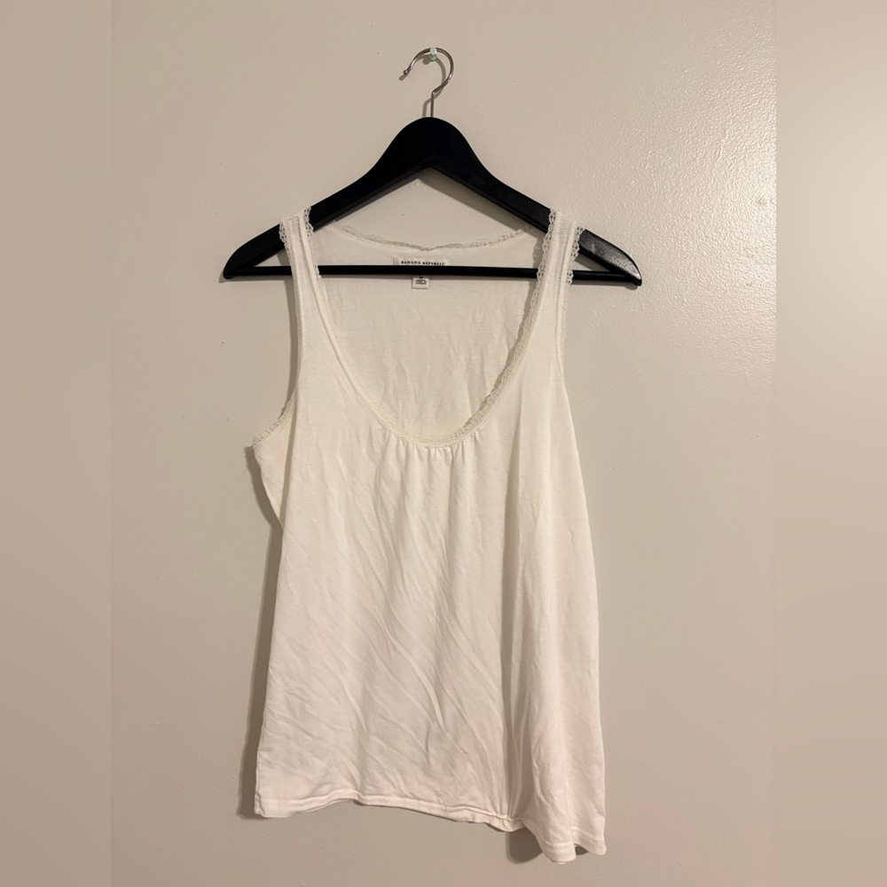 Banana Republic Classic White Tank Top